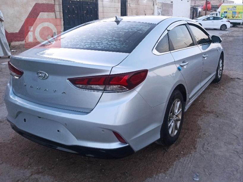 هیوندای سۆناتا
